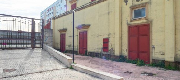 10 rooms House in Naples, Italy No. 79726 14