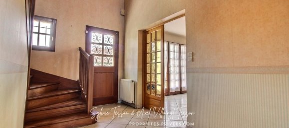 4 bedrooms House in Artenay, France No. 226802 2