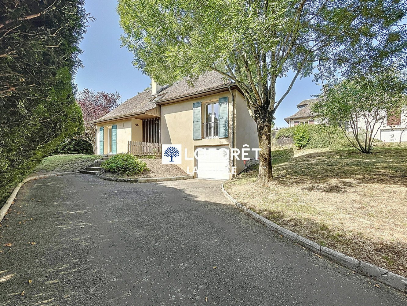 3 bedrooms House in Aveyron, France No. 353798