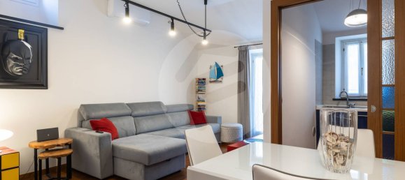 Квартира с 2 комнатами в Алассио, Италия № 309967 4