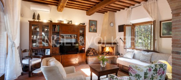 4 bedrooms Villa in Asciano, Italy No. 323238 8