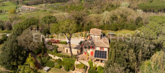 4 bedrooms Villa in Asciano, Italy No. 323238 7