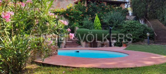 4 bedrooms Villa in Asciano, Italy No. 323238 6