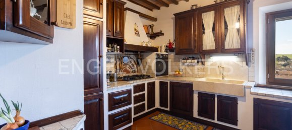 4 bedrooms Villa in Asciano, Italy No. 323238 11