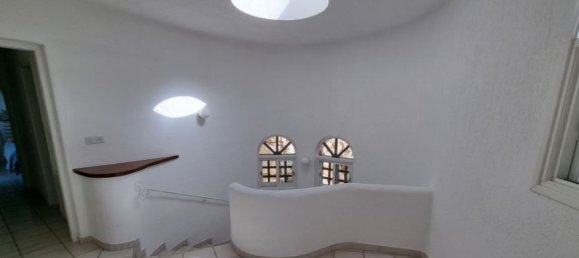 5 bedrooms House in Tala, Cyprus No. 9858 17