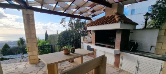 5 bedrooms House in Tala, Cyprus No. 9858 12