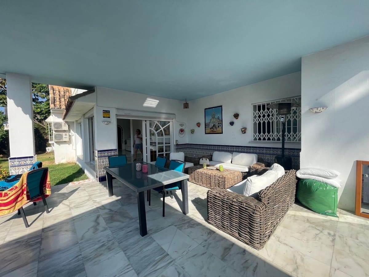 Casa T7 em Marbella, Spain N.º 180804