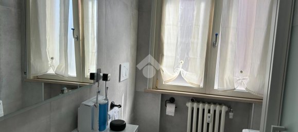 3 rooms Apartment in Parma, Italy No. 234247 5