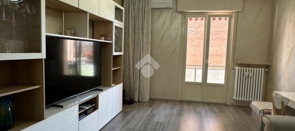 3 rooms Apartment in Parma, Italy No. 234247 15