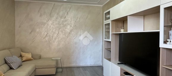 3 rooms Apartment in Parma, Italy No. 234247 17
