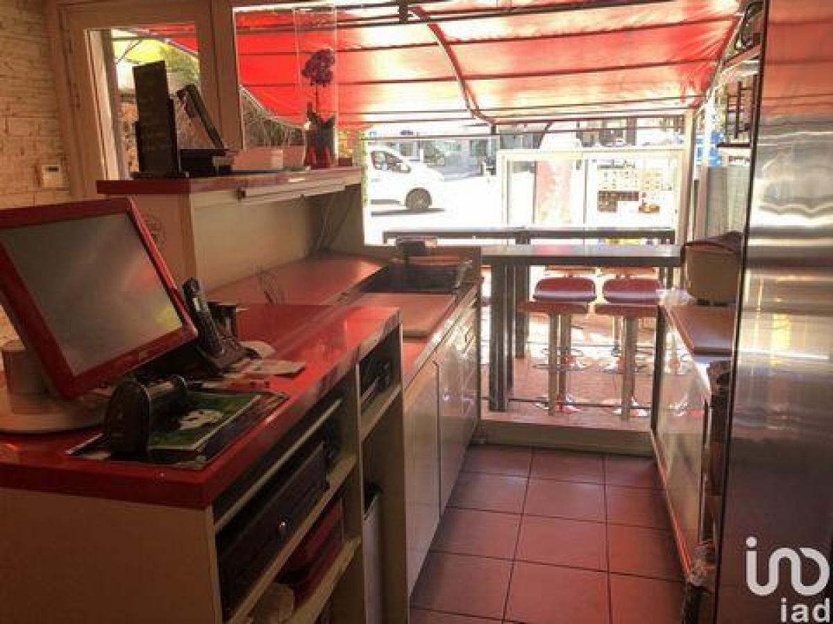 20m² Factory in Vallauris, France No. 17351