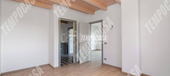 2 chambres Appartement à Campagnano di Roma, Italy No. 136703 7