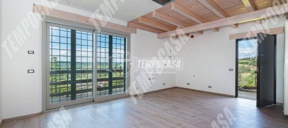 2 chambres Appartement à Campagnano di Roma, Italy No. 136703 3