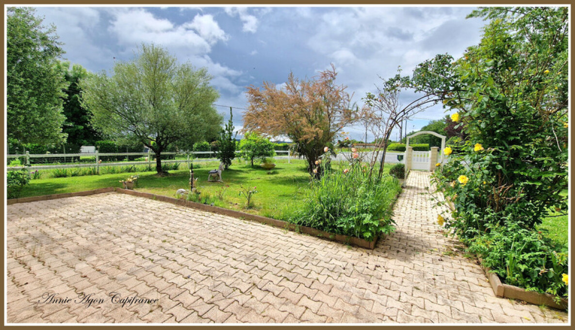 3 bedrooms House in Occitanie, France No. 326488