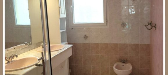 3 bedrooms House in Occitanie, France No. 326488 8