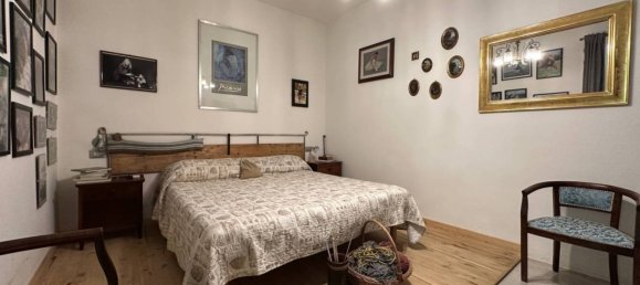 5 bedrooms Villa in Udine, Italy No. 292401 11