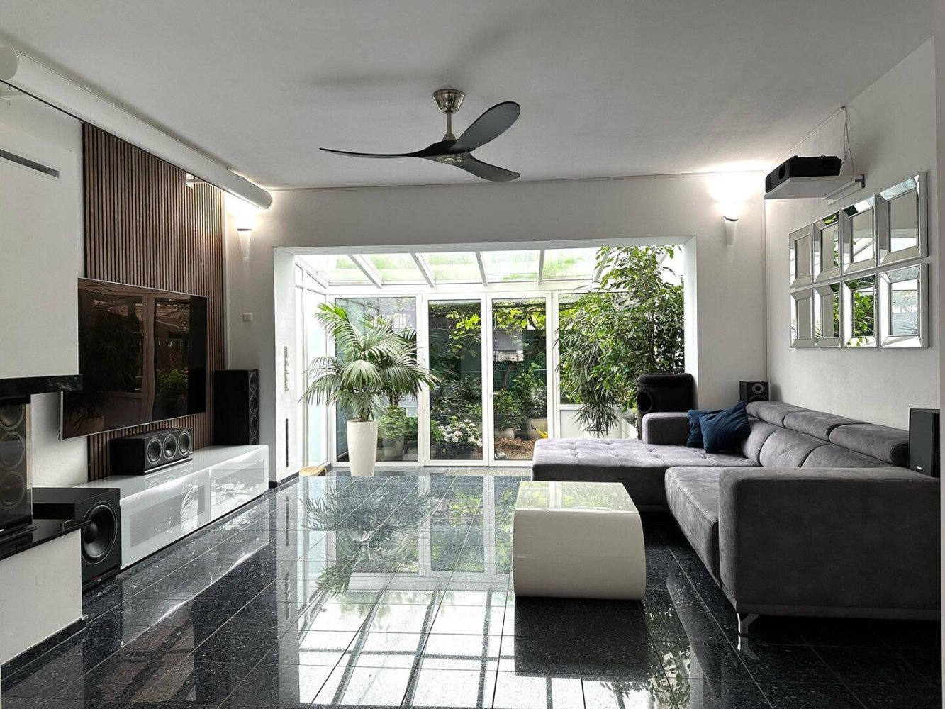 3 bedrooms House in Cologne, Germany No. 226557