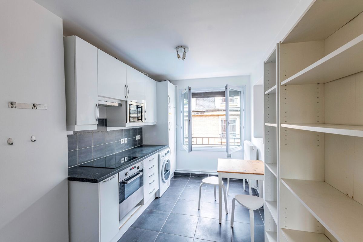 3 Schlafzimmer Wohnung in Versailles, France, Nr. 174224