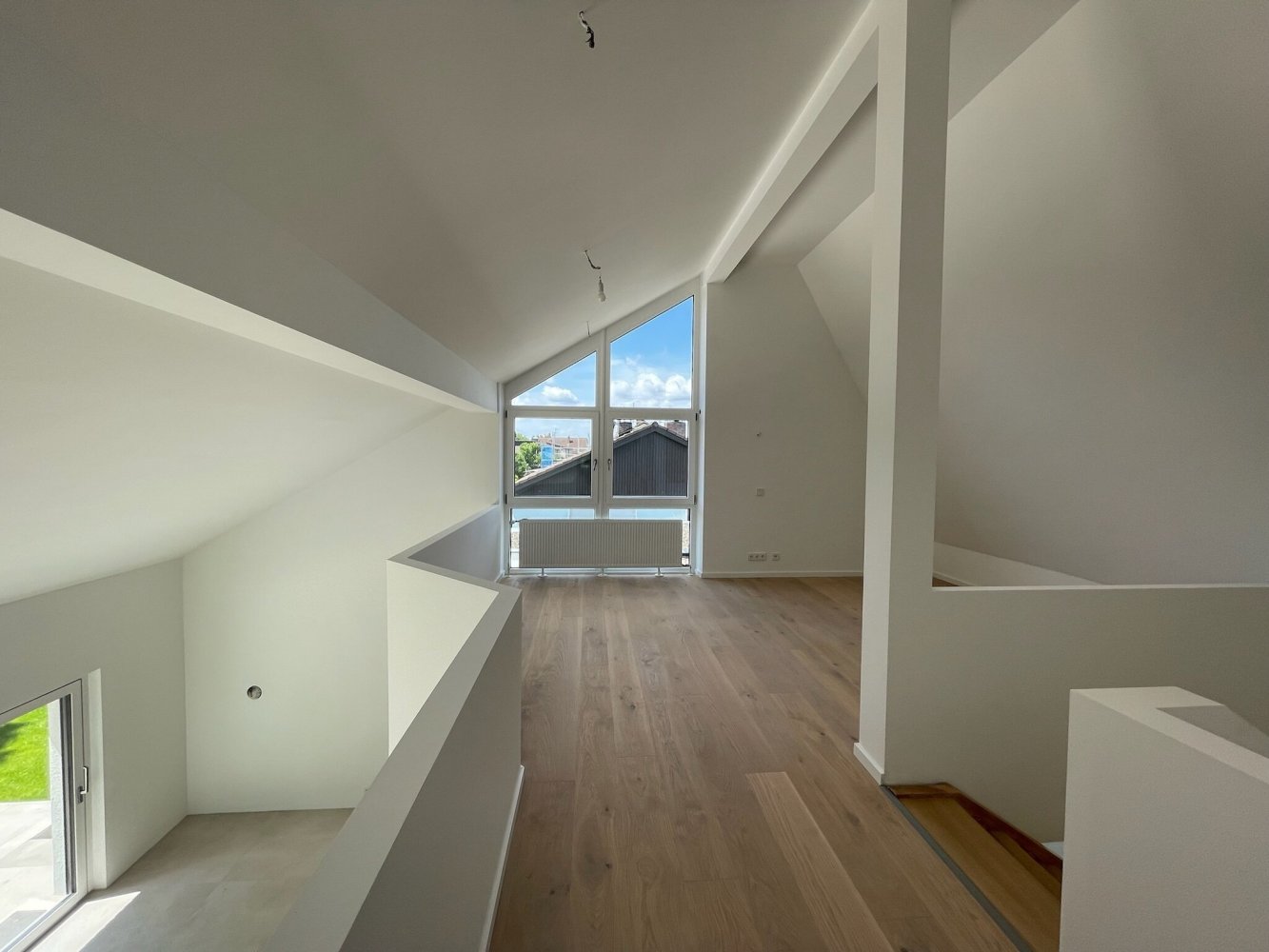 6 rooms House in Neustadt an der Waldnaab, Germany No. 128857