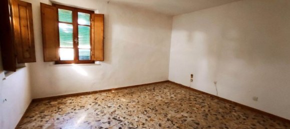 10 rooms House in Foiano della Chiana, Italy No. 228344 10
