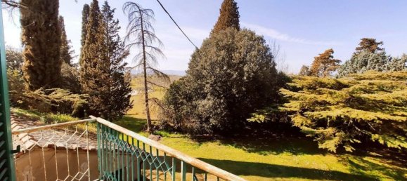 10 rooms House in Foiano della Chiana, Italy No. 228344 19