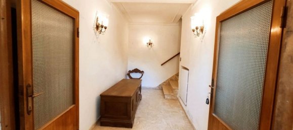 10 rooms House in Foiano della Chiana, Italy No. 228344 3