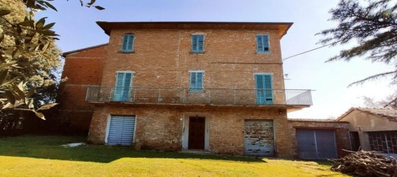 10 rooms House in Foiano della Chiana, Italy No. 228344 13