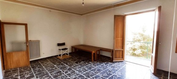 10 rooms House in Foiano della Chiana, Italy No. 228344 11