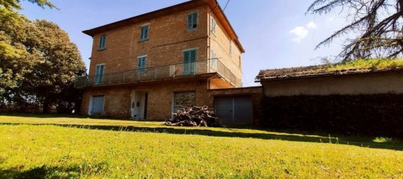 10 rooms House in Foiano della Chiana, Italy No. 228344 5