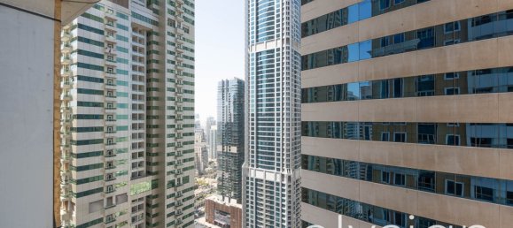 Apartamento de 2 dormitorios en Dubai Marina, UAE No. 42388 4