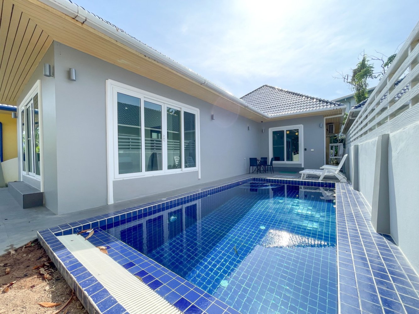 3 bedrooms Villa in Phuket, Thailand No. 77888