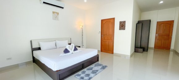 3 bedrooms Villa in Phuket, Thailand No. 77888 8