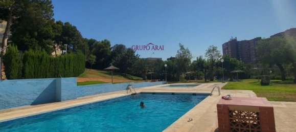 Apartamento de 4 dormitorios en Alicante, Spain No. 136481 25