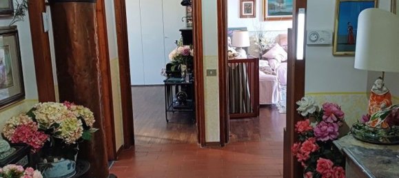 5 bedrooms Apartment in Florence, Italy No. 347900 17