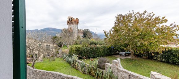 7 rooms House in Lucca, Italy No. 15357 21