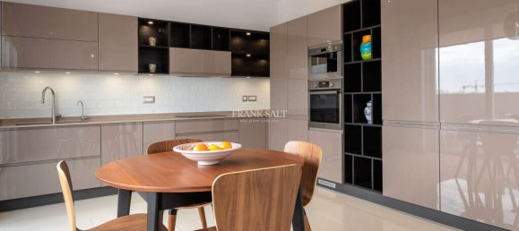 2 bedrooms Penthouse in Swieqi, Malta No. 9413 7