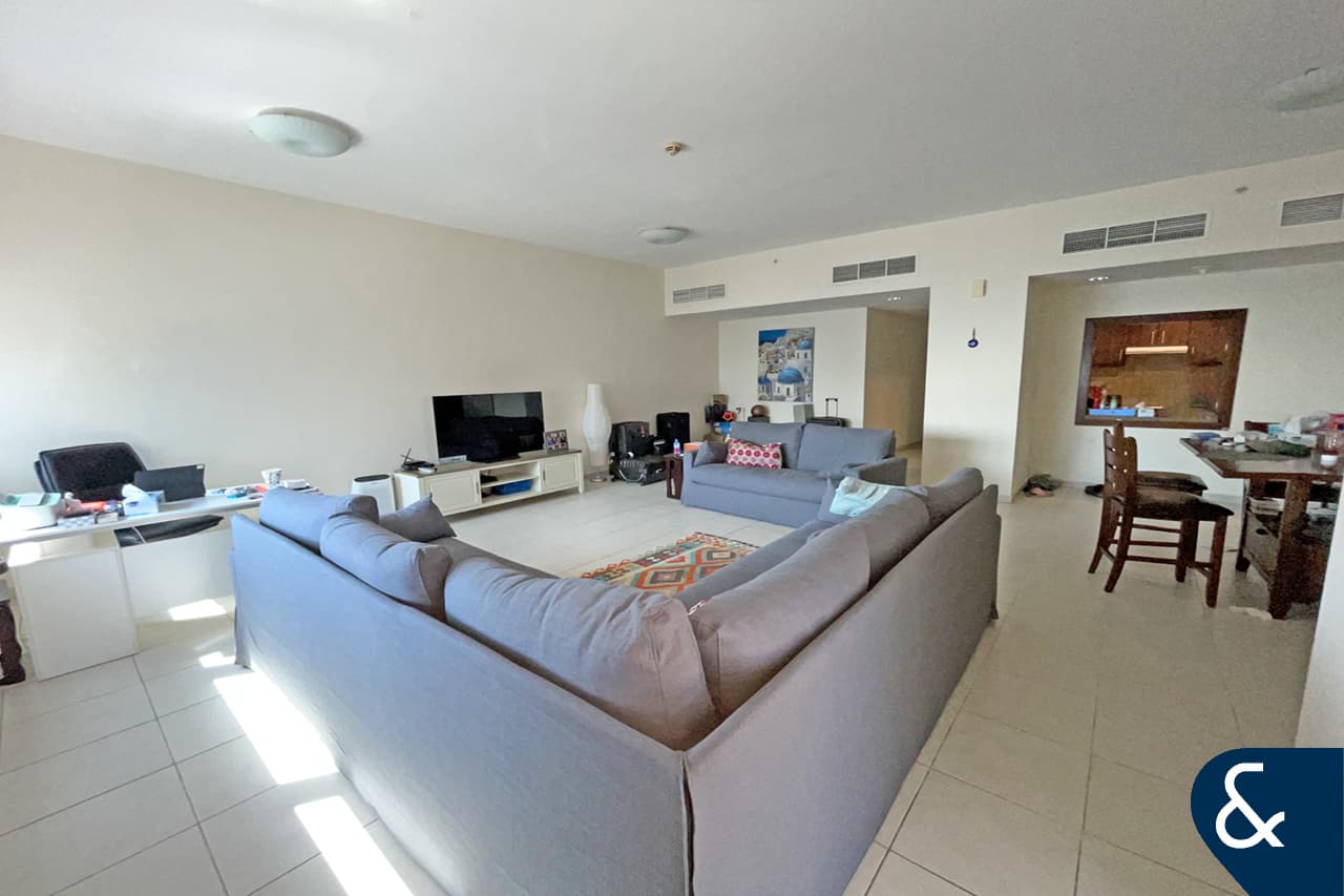 2 bedrooms Apartment in EXECUTIVE TOWERS, Business Bay, UAE No. 119090