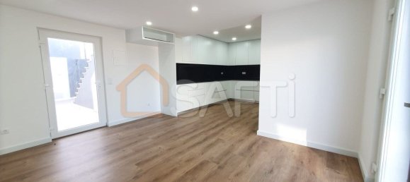 5 bedrooms House in Atouguia da Baleia, Portugal No. 117852 9