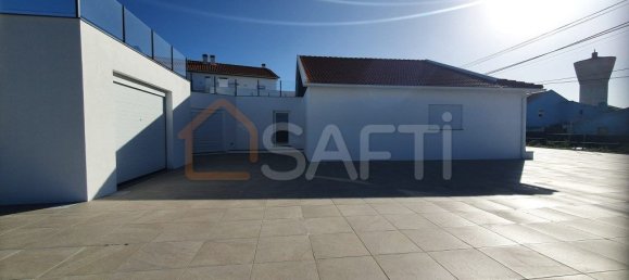 5 bedrooms House in Atouguia da Baleia, Portugal No. 117852 25