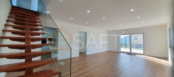 5 bedrooms House in Atouguia da Baleia, Portugal No. 117852 2