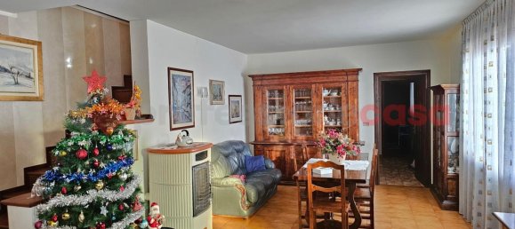 5-Zimmer Wohnung in Pinerolo, Italy, Nr. 8605 9