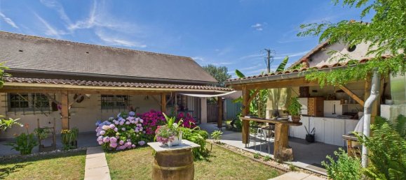 4 bedrooms House in Coutras, France No. 335910 16