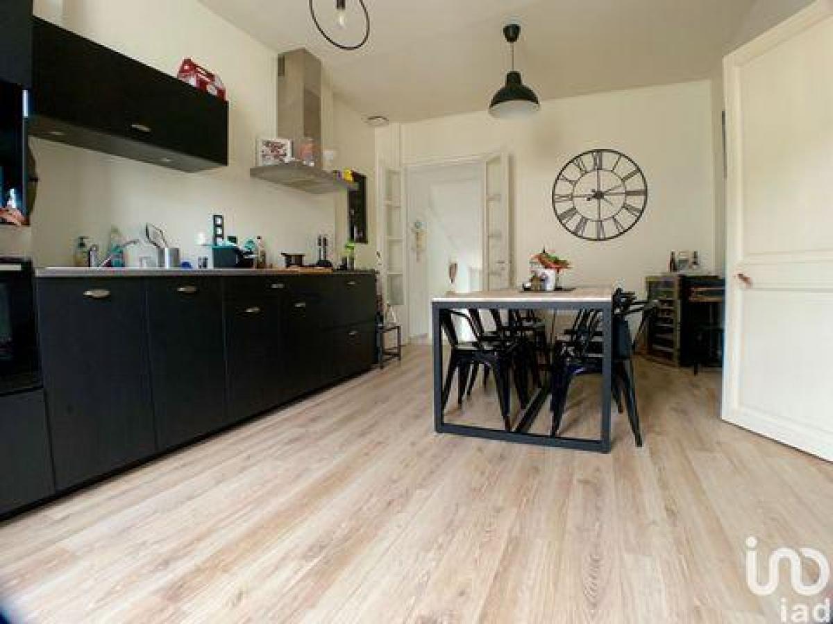 Casa de 2 dormitorios en Cognac, France No. 23501