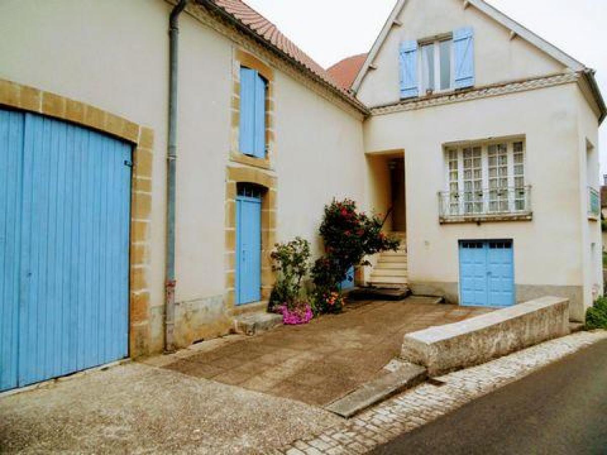 5 bedrooms House in Excideuil, France No. 27236