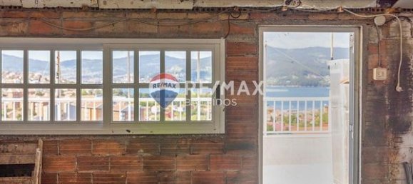 Apartamento de 3 dormitorios en Vigo, Spain No. 190986 5