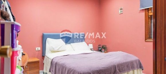 Apartamento de 3 dormitorios en Vigo, Spain No. 190986 13