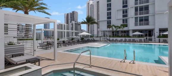 2 dormitorios apartamento en alquiler en Miami, Miami-Dade, Florida, USA № 614958 10