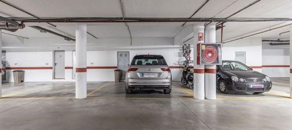 Garage à Granada, Spain No. 182174 6