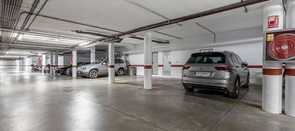 Garage à Granada, Spain No. 182174 7