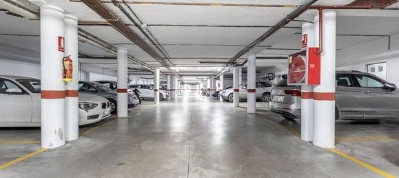 Garage à Granada, Spain No. 182174 5